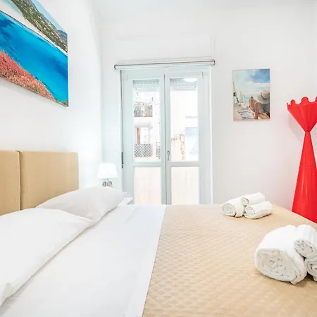 Terrazza Garibaldi, Centro Storico Apartmán