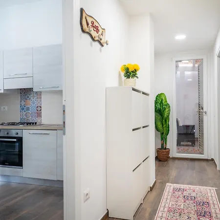 アパート Terrazza Garibaldi, Centro Storico カリアリ